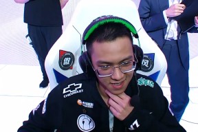 开云全站靠谱 - TheShy爆冷击败湖人，出色防守引爆全场！